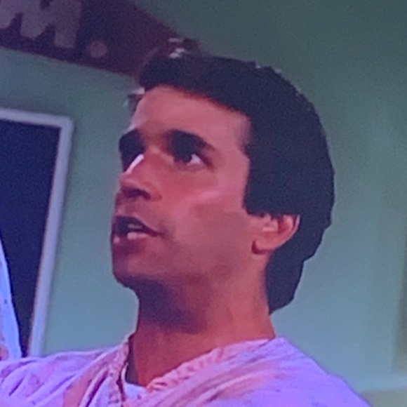 Meet your Posher, Faye - Picture 1 of 1